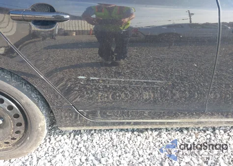 2015 Volvo S60 T5 z USA, uszkodzony, nr VIN YV140MFJXF1358664